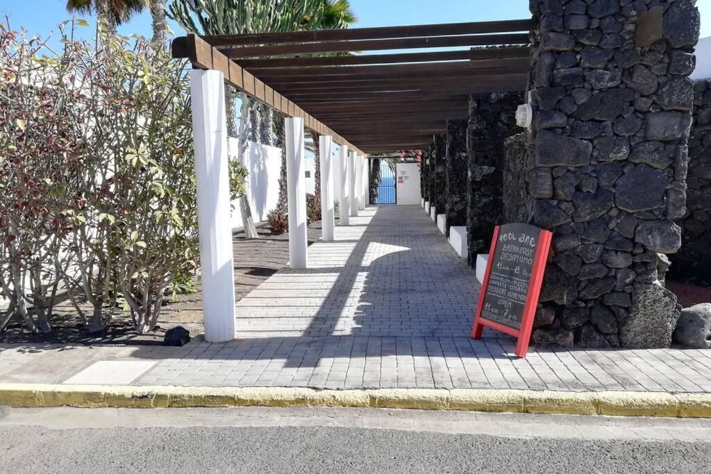 Apartamento Lina 25 Playa Roca Costa Teguise Exterior photo